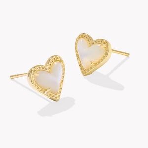 🆕🆕 Kendra Scott Ari Heart Gold Stud Earrings